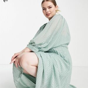 ASOS DESIGN Curve pleated batwing midi dress in chevron texture in green size 16